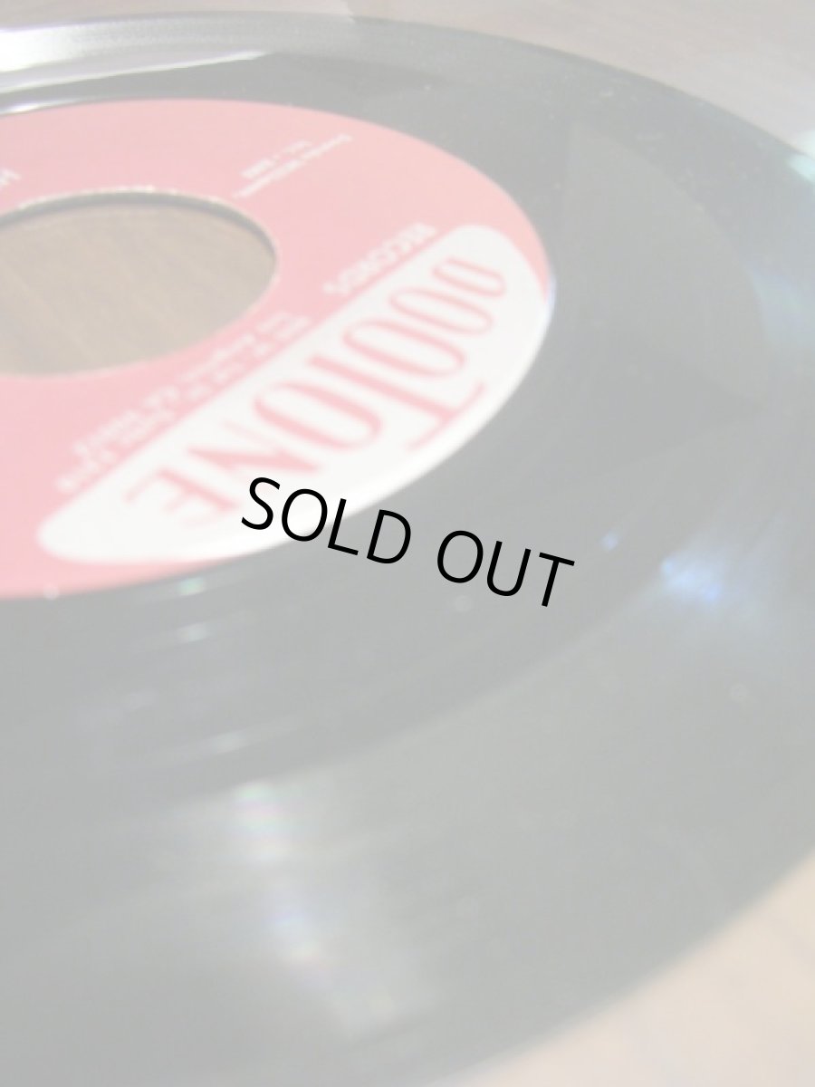 画像3: CHUCK HIGGINS♪HERE I'M IS♪ (3)