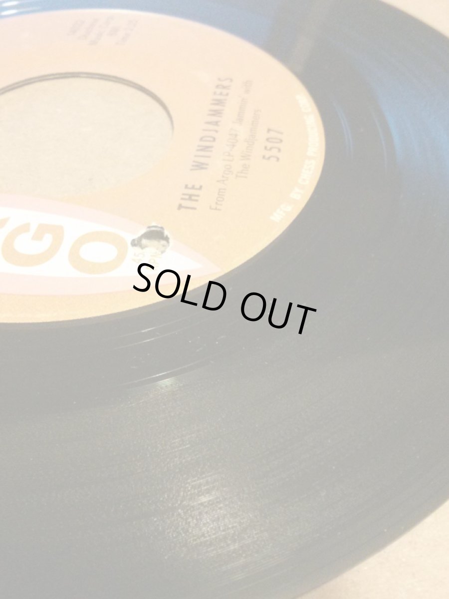 画像3: WINDJAMMERS ♪IT'S NOT UNUSUAL♪ (3)