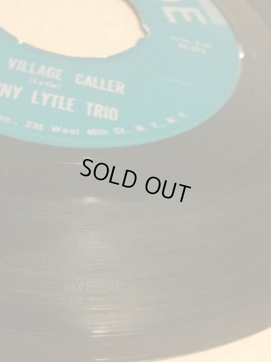 画像3: JOHNNY LYTLE TRIO ♪THE VILLAGE CALLER♪ (3)