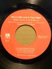 画像1: ANNIE LENNOX & AL GREEN ♪PUT A LITTLE LOVE IN YOUR HEART♪ (1)