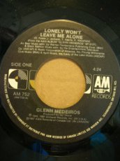 画像2: GLENN MEDEIROS♪LONELY WON'T LEAVEME ALONE♪ (2)